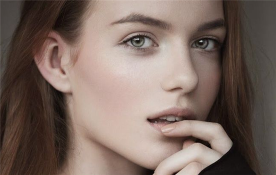 膨体隆鼻不满意可以取出吗，膨体材料，膨体隆鼻术，膨体隆鼻材料的优点，