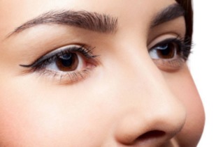 隆鼻手术后鼻子肿胀