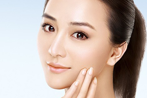 自体耳软骨隆鼻