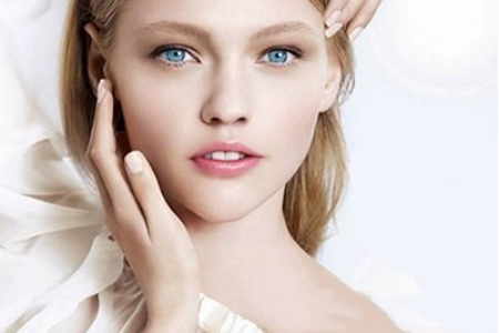 歪鼻矫正术修复