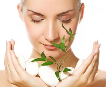 膨体隆鼻需要多少钱