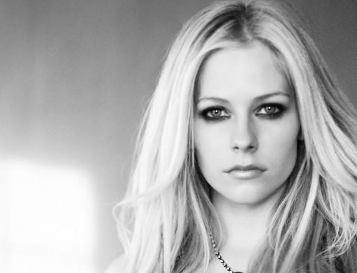 硅胶隆鼻手术的方法