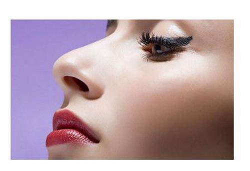 现在做隆鼻手术安全吗