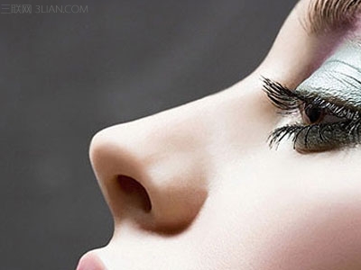 假体隆鼻的危害