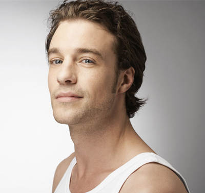 各国男性都钟情整形术 韩国男爱隆鼻英国男恋微整形