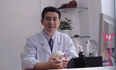 隆鼻界领军人物:北有郑东学 南有朱灿