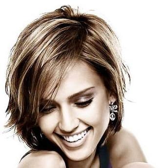 相亲还看面相：剩女情路坎坷 隆鼻求出嫁