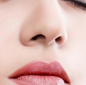 线雕隆鼻的线是什么线，隆鼻整形，雕隆鼻效果，蛋白线隆鼻，玻尿酸隆鼻，