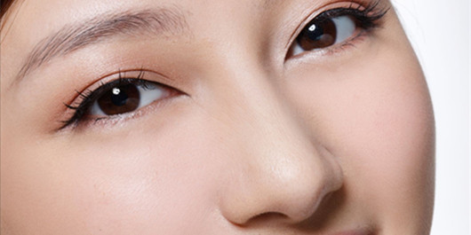 隆鼻手术后多久能洗脸,隆鼻术后的护理,隆鼻术后如何消肿,