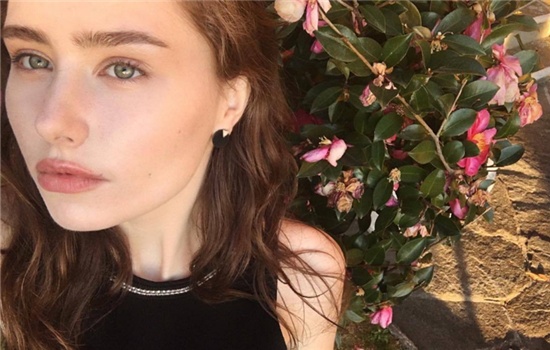 硅胶隆鼻多久完全消肿